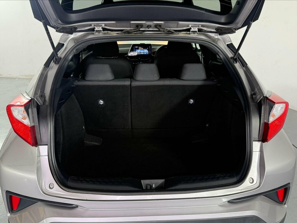 Toyota C-Hr Excel Silver #15
