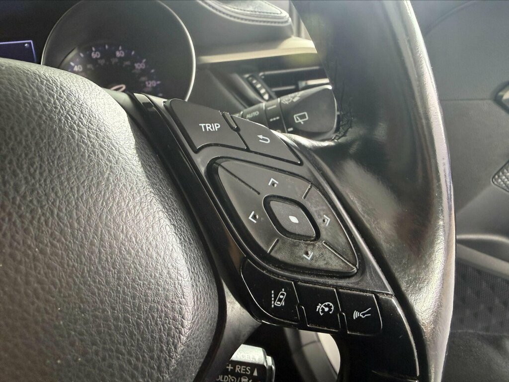Toyota C-Hr Excel Silver #10