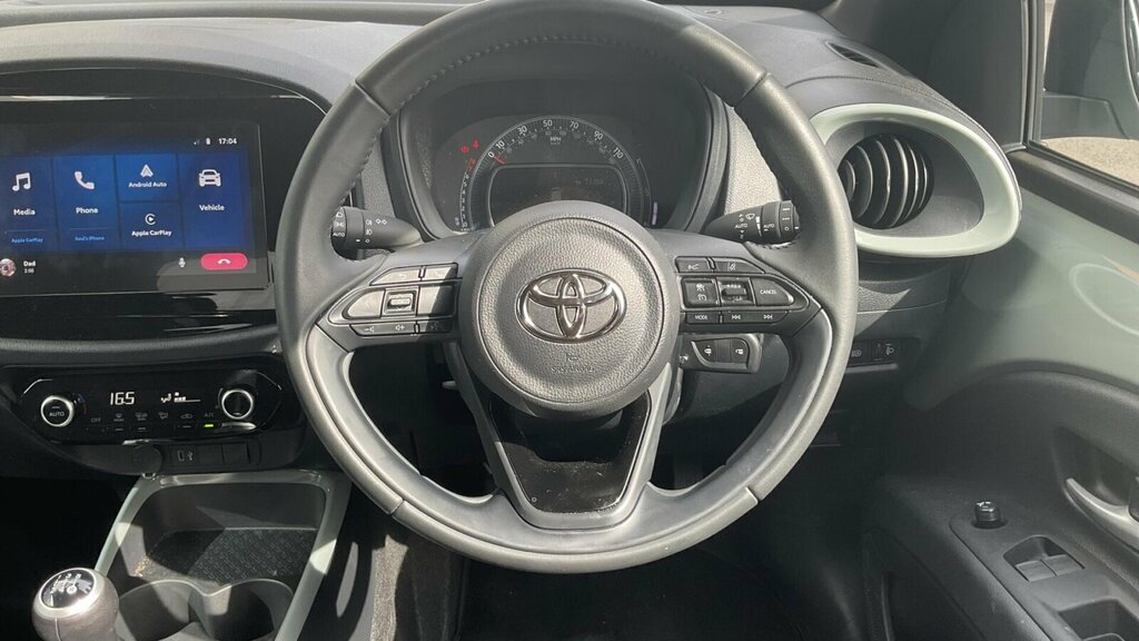 Toyota Aygo X Edge White #7
