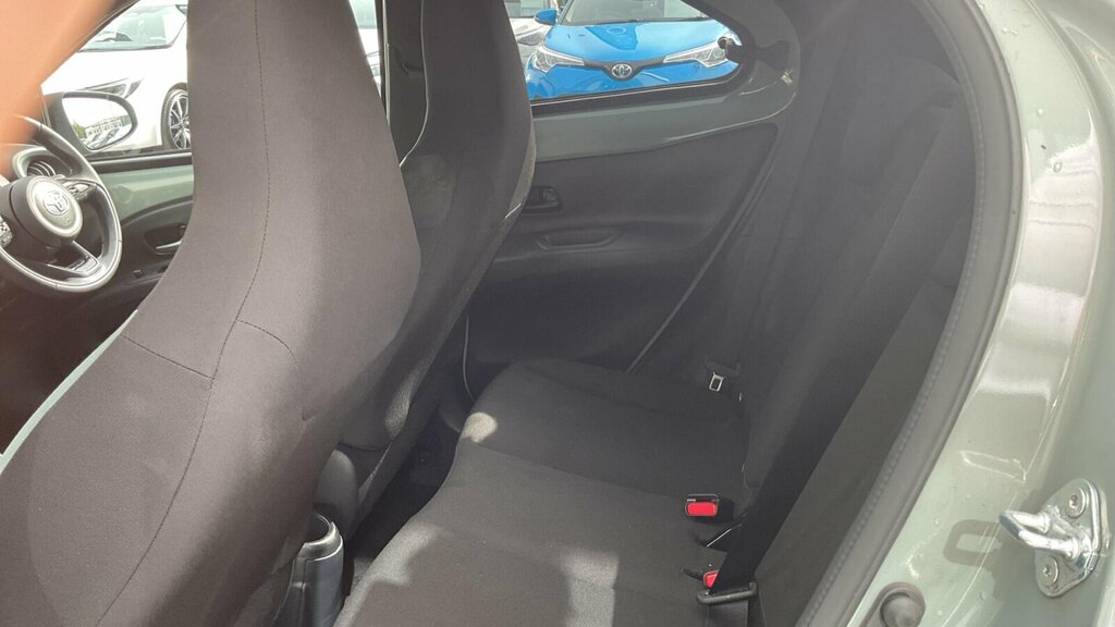 Toyota Aygo X Edge White #15
