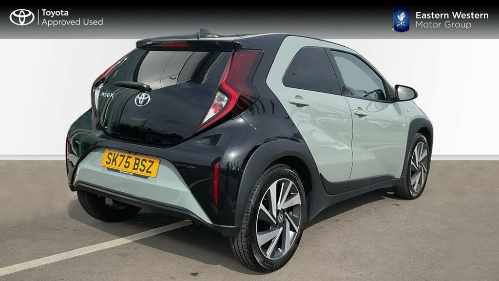 Toyota Aygo X 1.0 Vvt-i Edge Euro 6 Ss Green #2