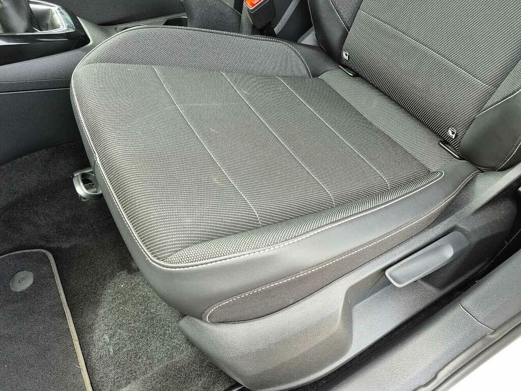 Volkswagen T-Cross Active Grey #40