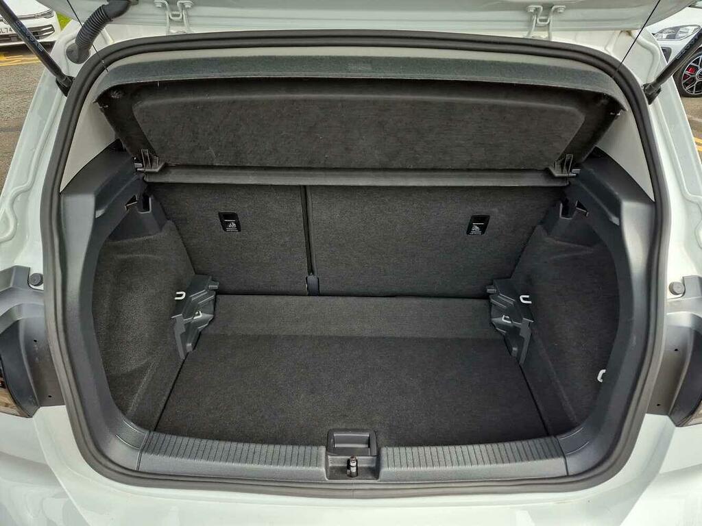 Volkswagen T-Cross Active Grey #41