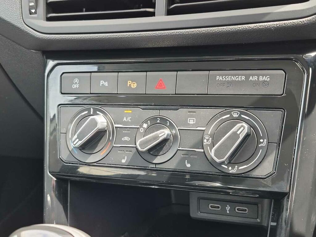 Volkswagen T-Cross Active Grey #65