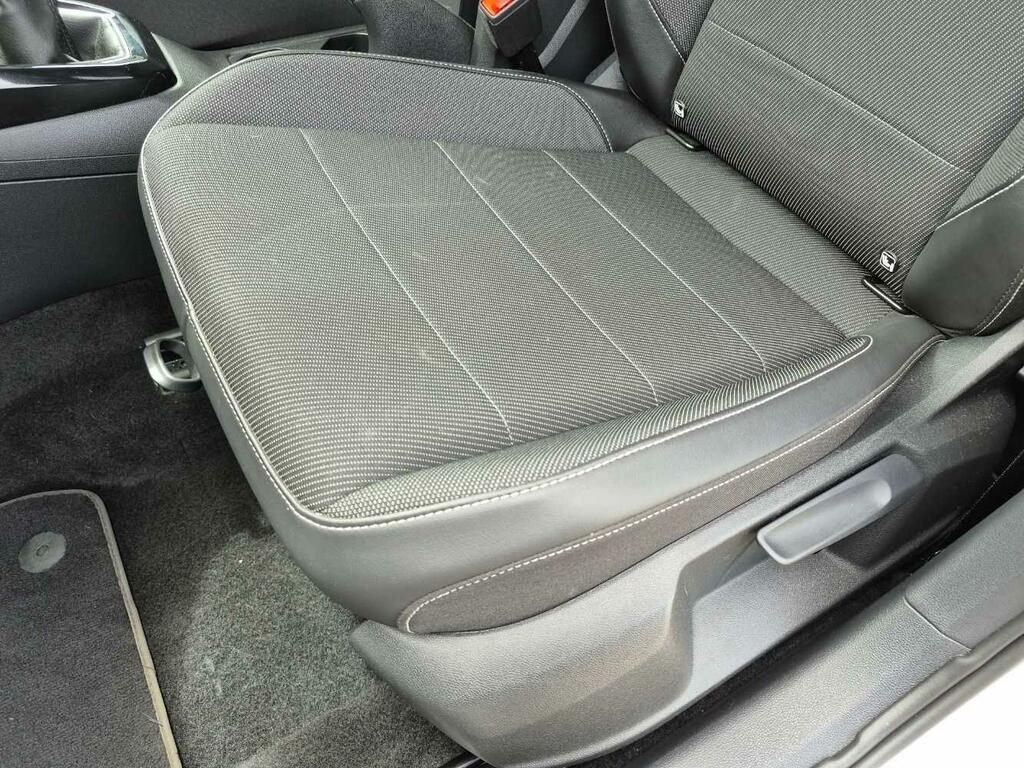 Volkswagen T-Cross Active Grey #87