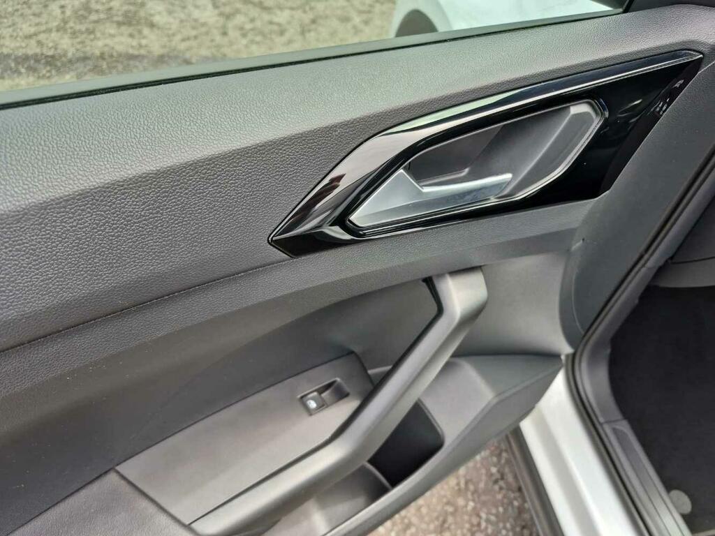 Volkswagen T-Cross Active Grey #71