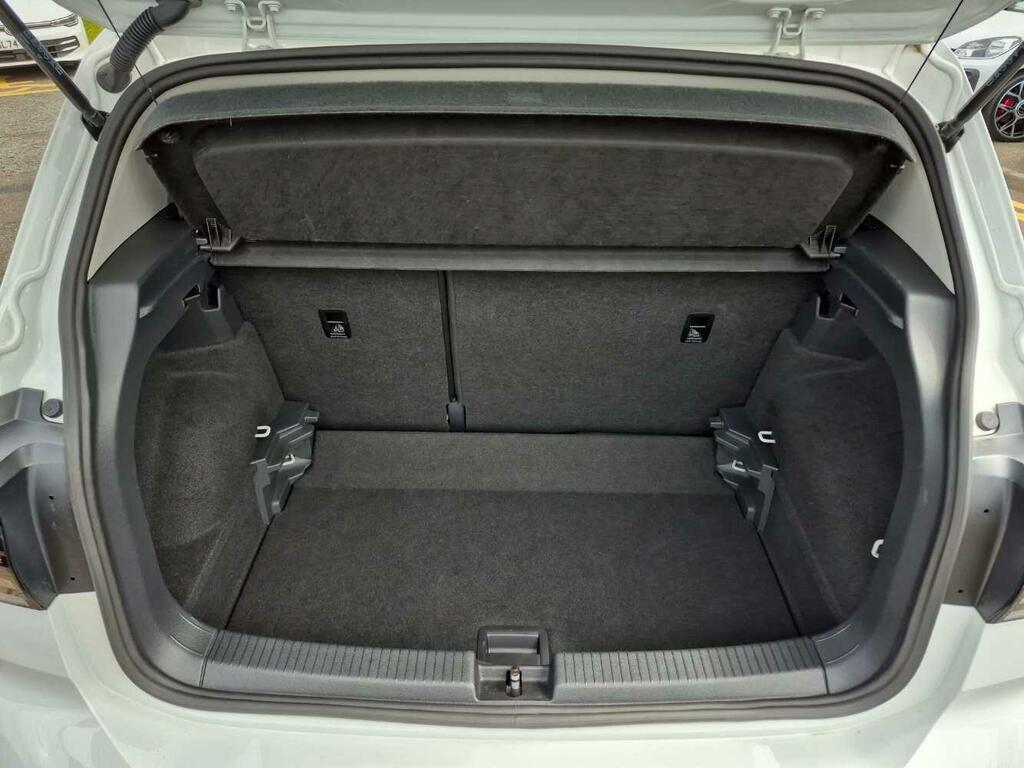 Volkswagen T-Cross Active Grey #81