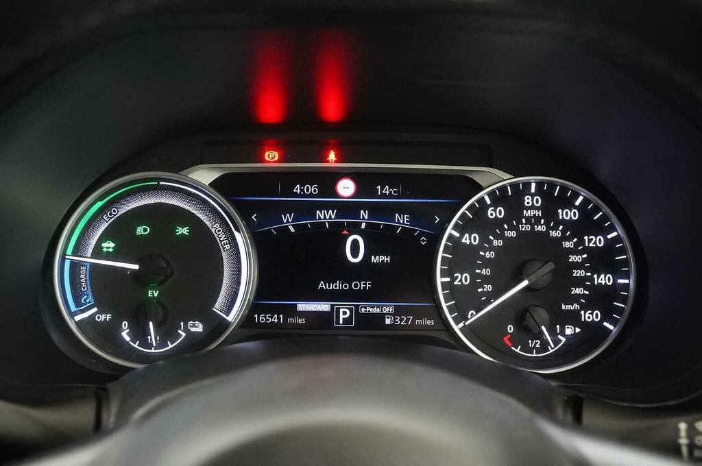 Nissan Juke 1.0 Dig-t Tekna Suv #31