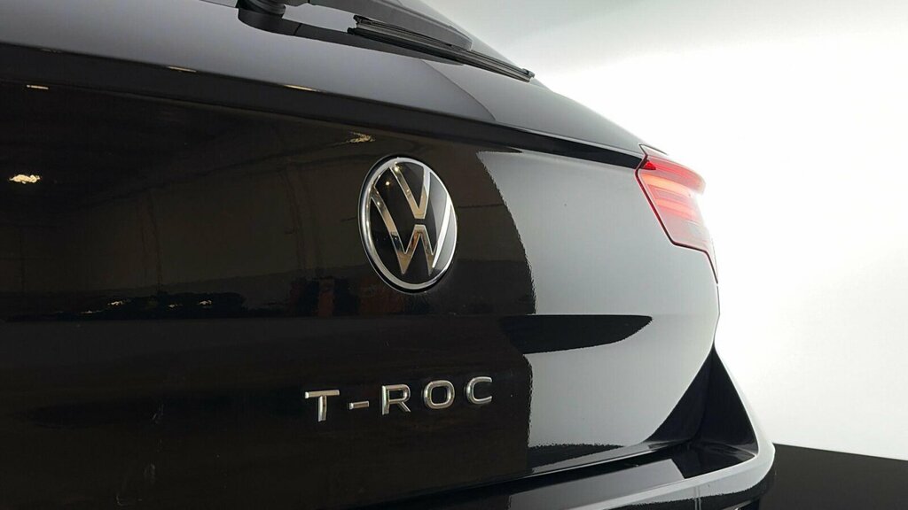Volkswagen T-Roc R-line Red #36