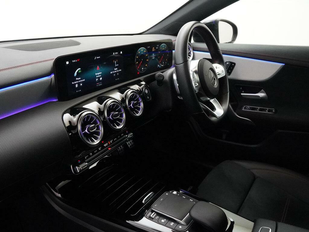 Mercedes-Benz CLA Class 220D Amg Line Executive Tip White #3