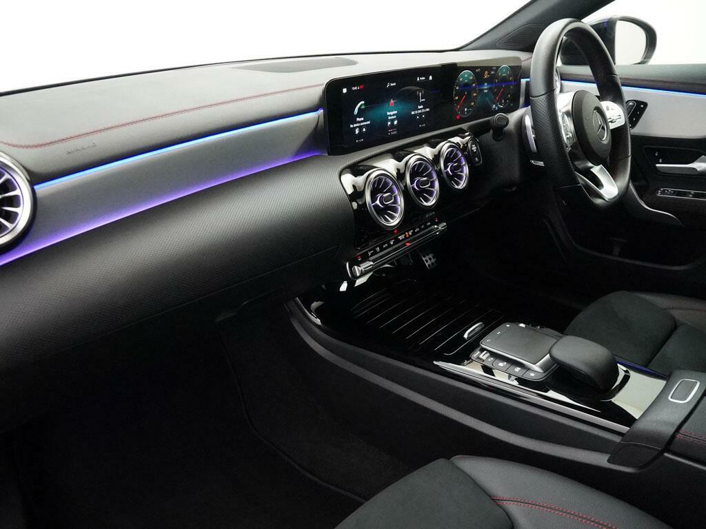 Mercedes-Benz CLA Class 220D Amg Line Executive Tip White #40