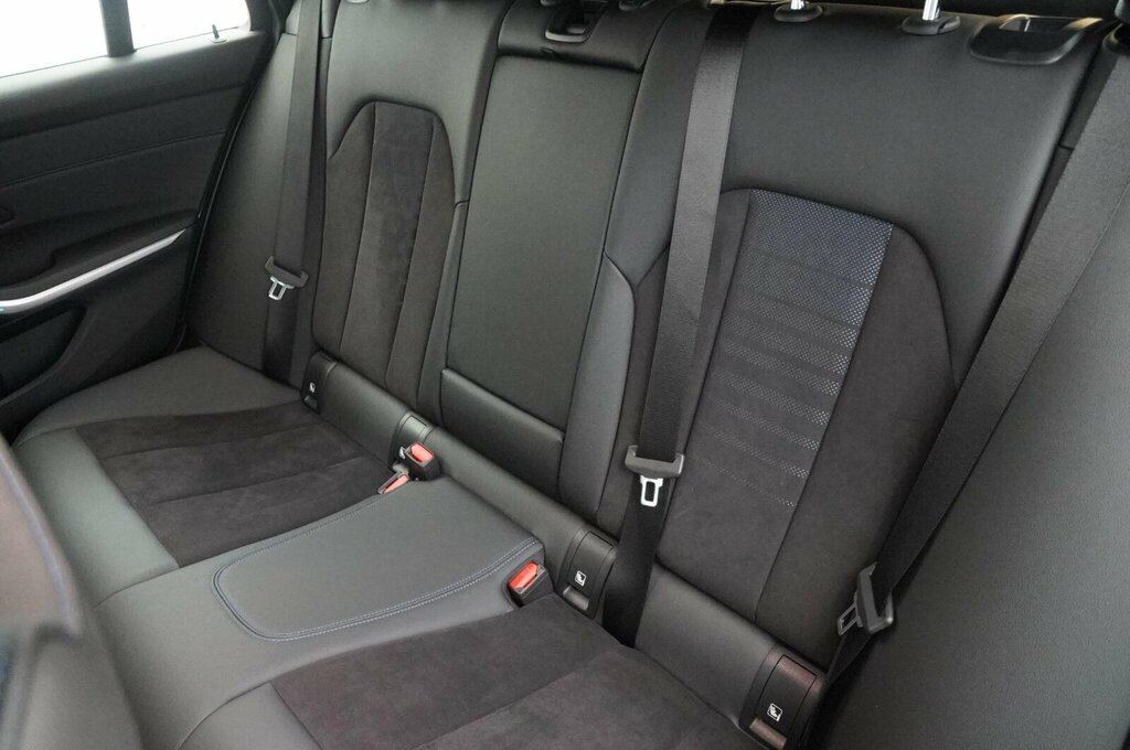 BMW 3 Series 320I M Sport Step Blue #15