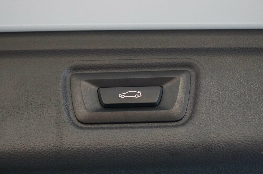BMW 3 Series 320I M Sport Step Blue #16