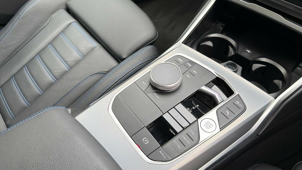 BMW 3 Series M Sport Blue #10