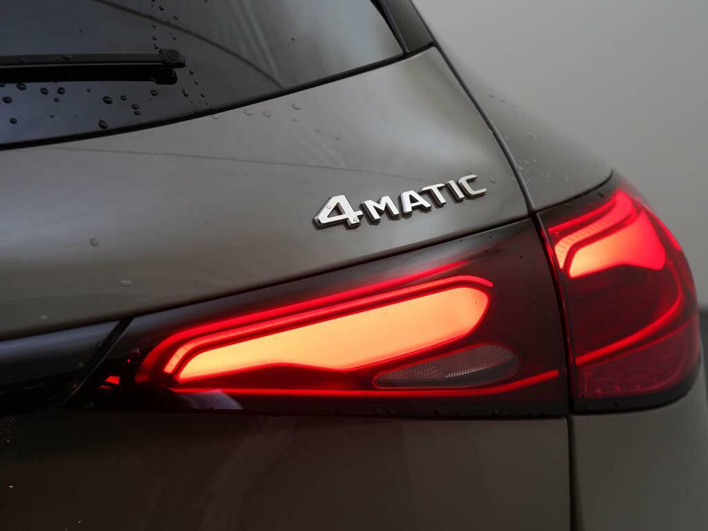 Mercedes-Benz GLC Class Urban Edition Black #14