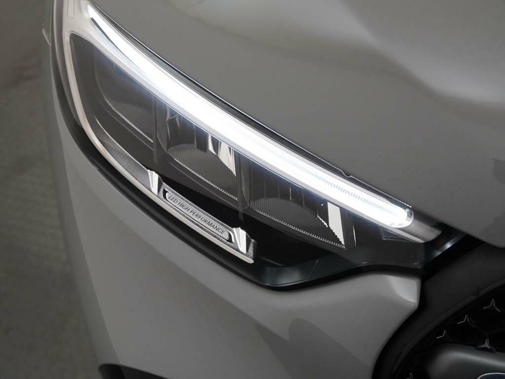 Mercedes-Benz GLC Class Urban Edition Black #20