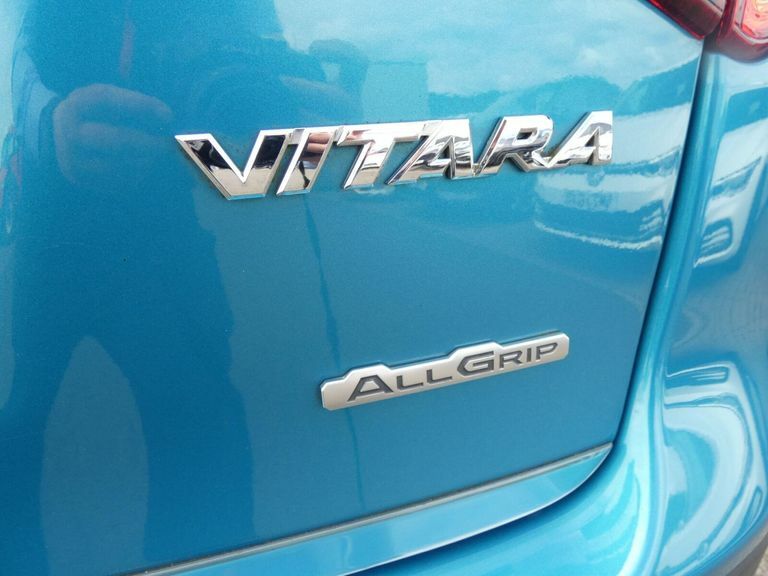 Suzuki Vitara 1.6 Sz5 Suv Silver #22