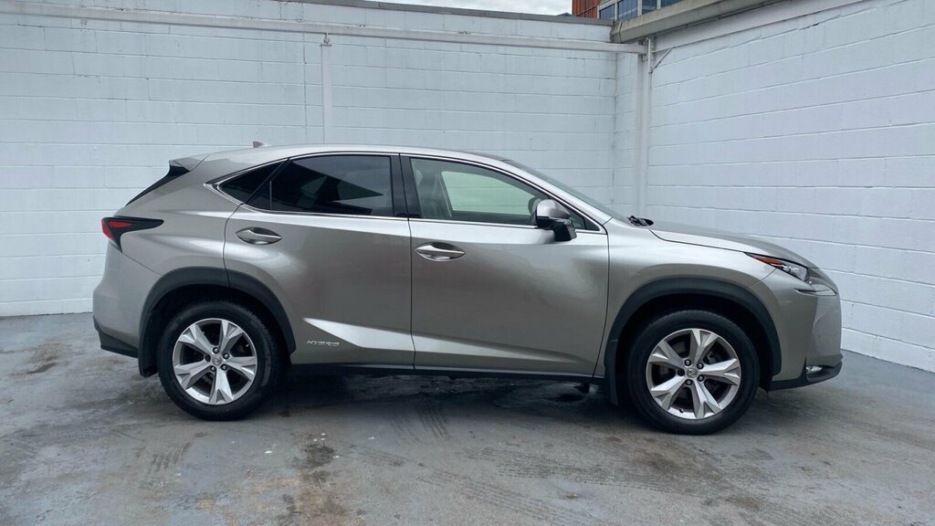 Lexus NX 300H F Sport Silver #23