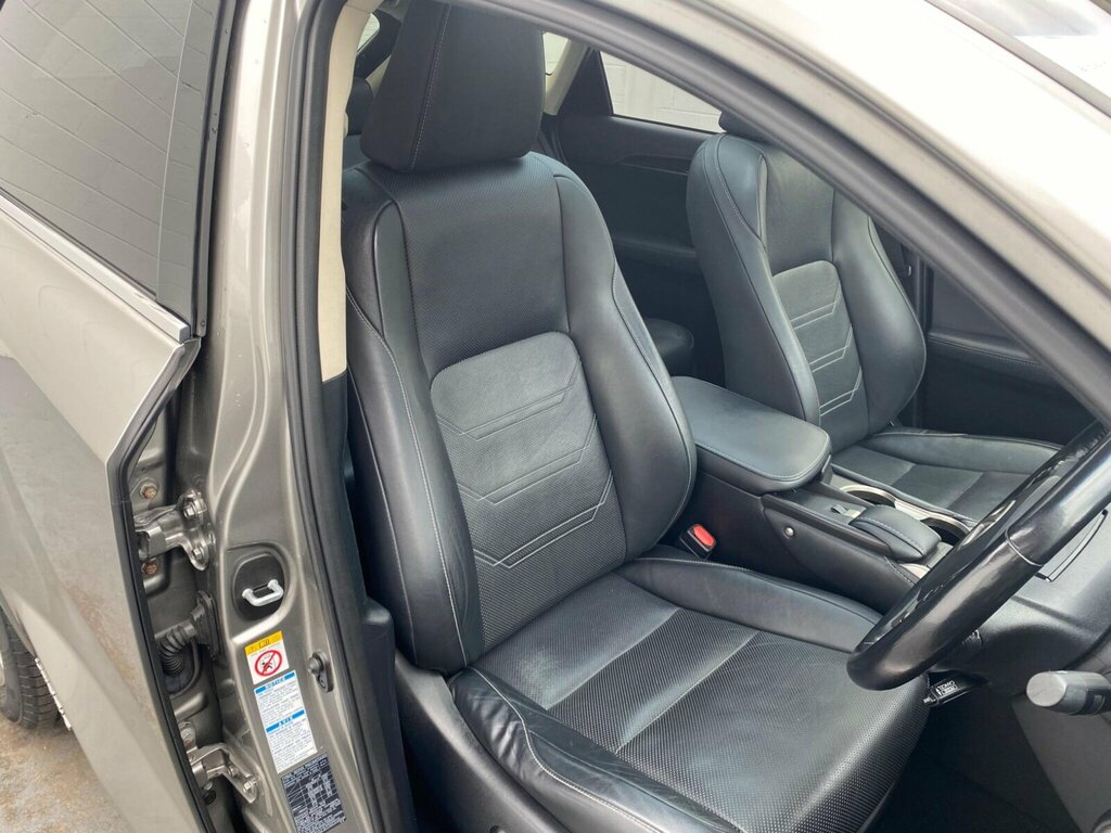Lexus NX 300H F Sport Silver #39