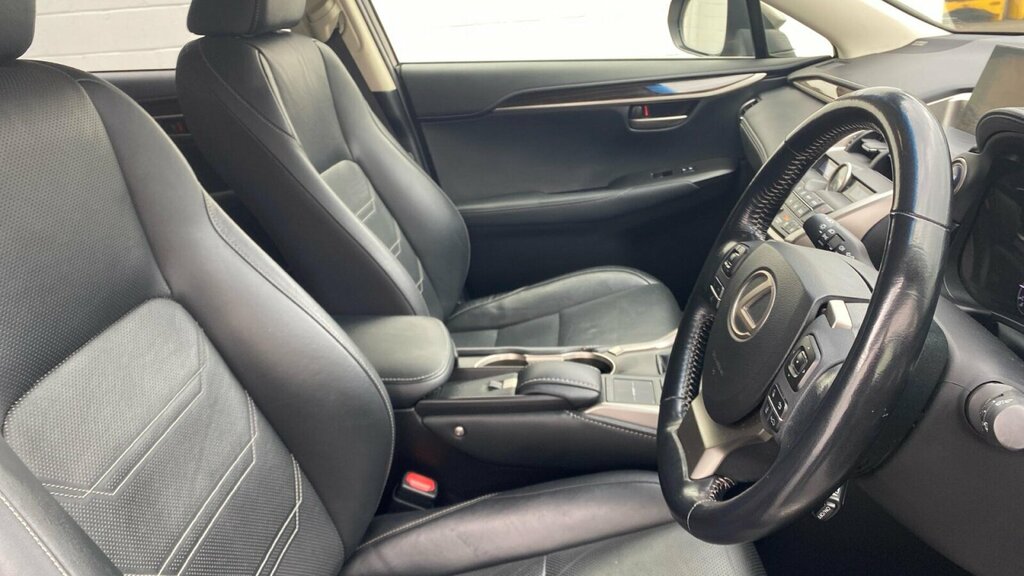 Lexus NX 300H F Sport Silver #13