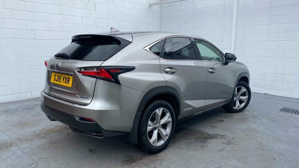Lexus NX 300H F Sport Silver #26