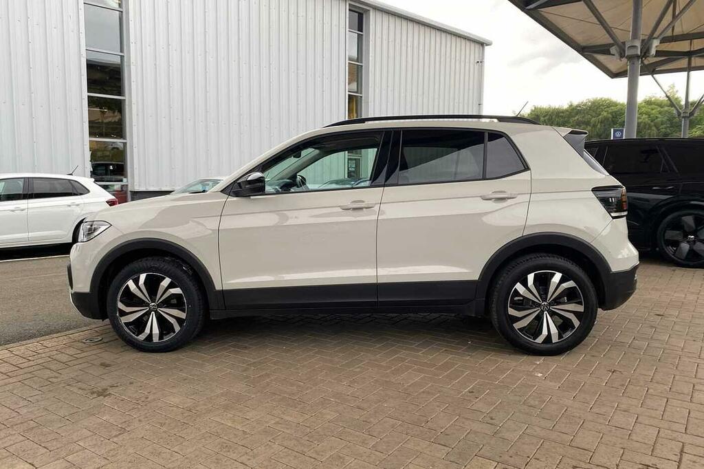 Volkswagen T-Cross Se Black #8