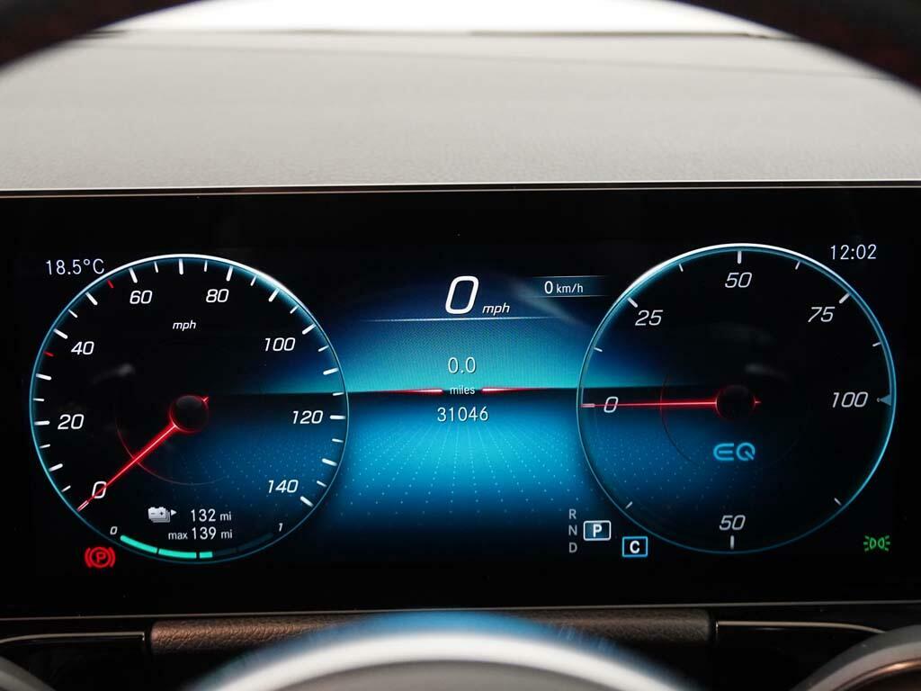 Mercedes-Benz EQA Eqa 250 Amg Line Black #4