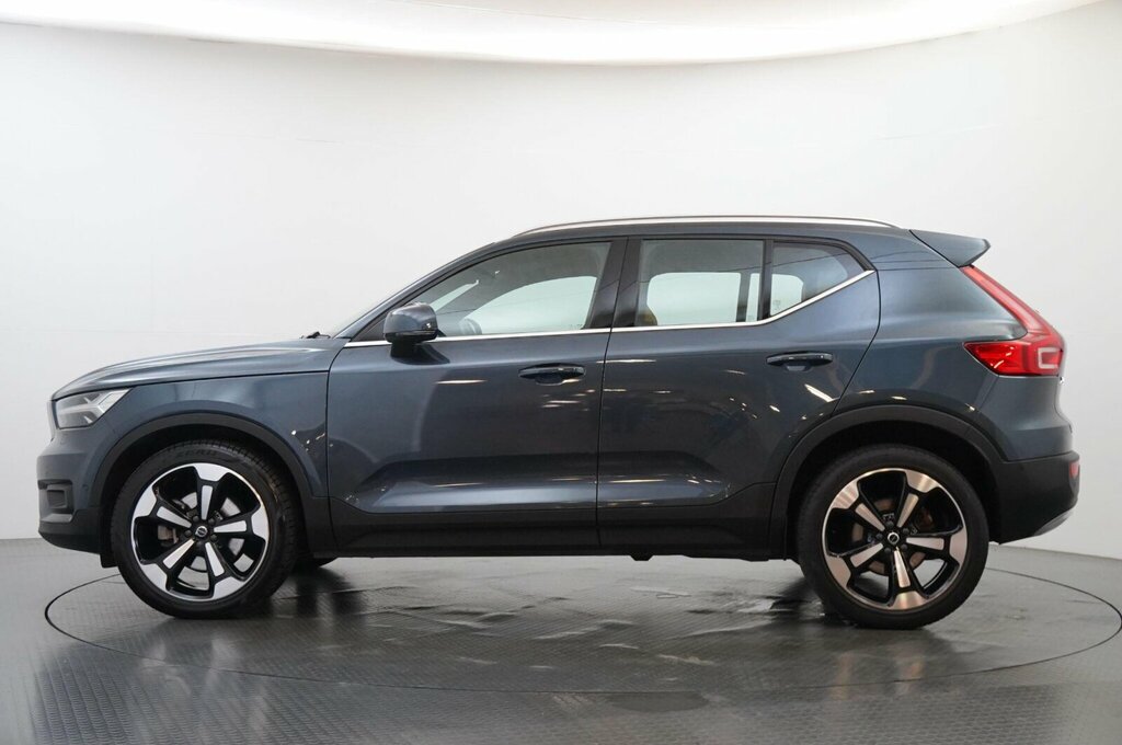 Volvo XC40 2.0 B5 Mhev Inscription Awd Euro 6 Ss Blue #4