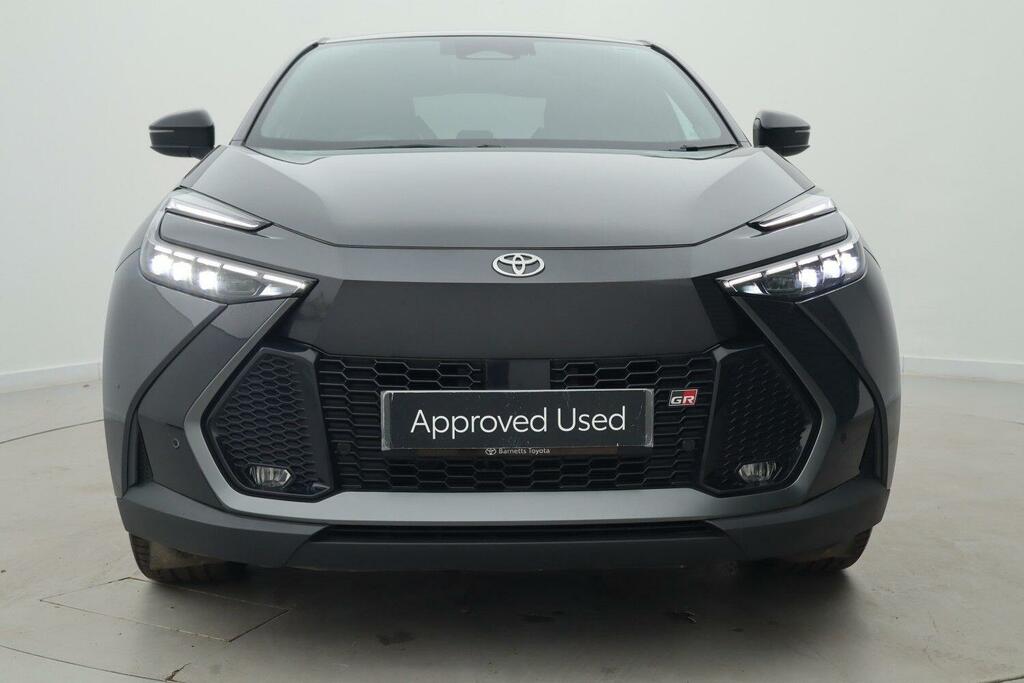 Toyota C-Hr Excel White #21