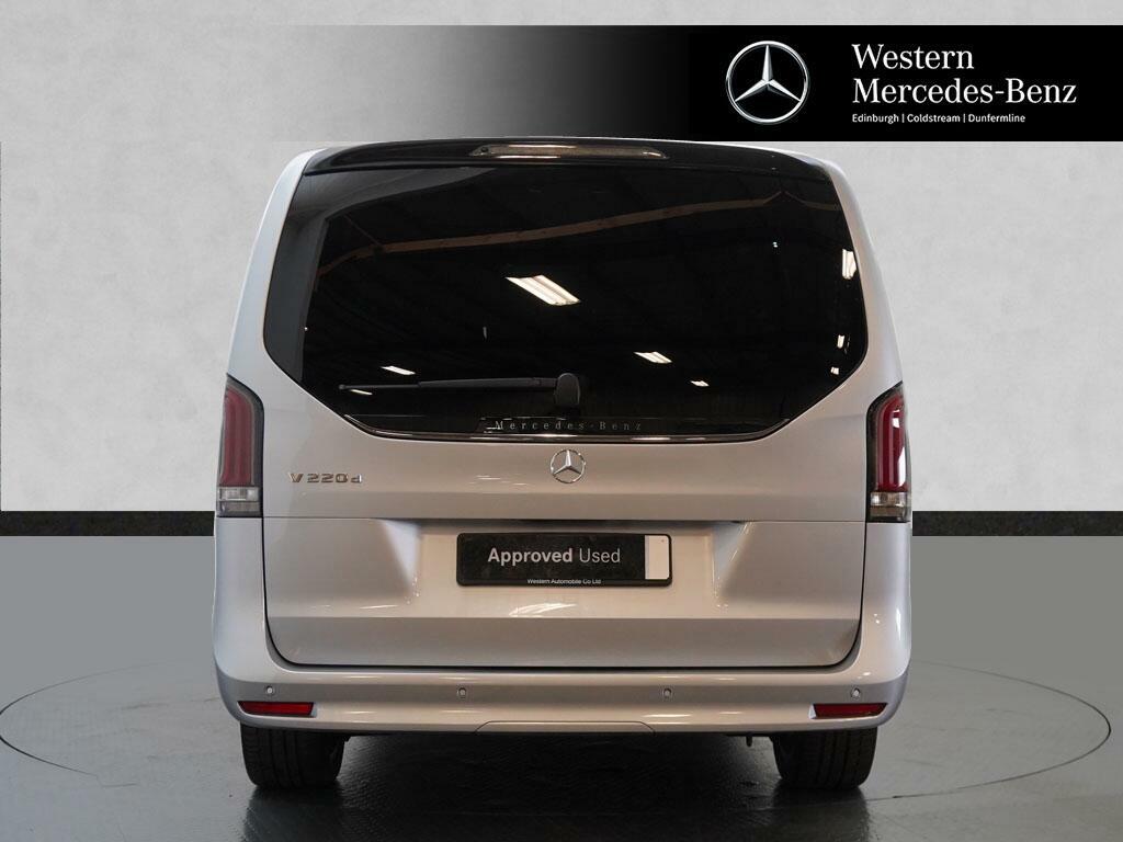 Mercedes-Benz V Class 300 Amg Line D Black #12