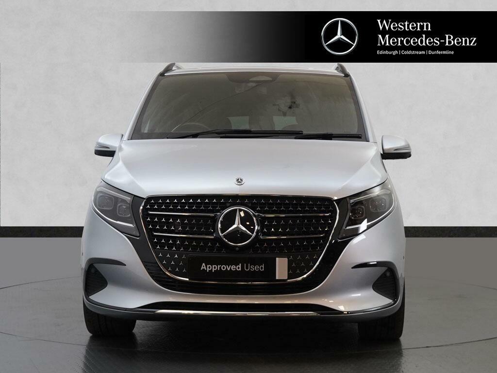Mercedes-Benz V Class 300 Amg Line D Black #11