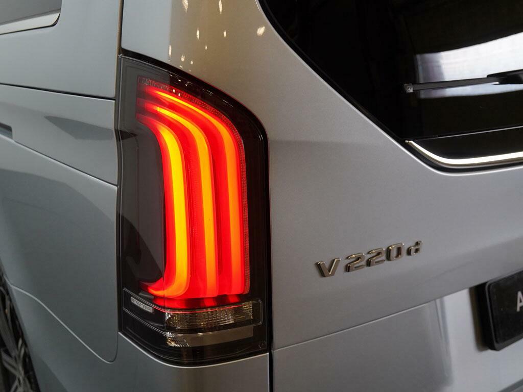 Mercedes-Benz V Class 300 Amg Line D Black #13