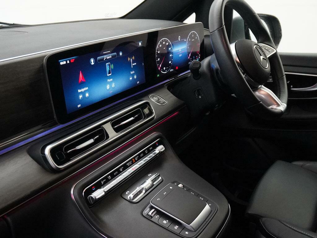 Mercedes-Benz V Class 300 Amg Line D Black #38