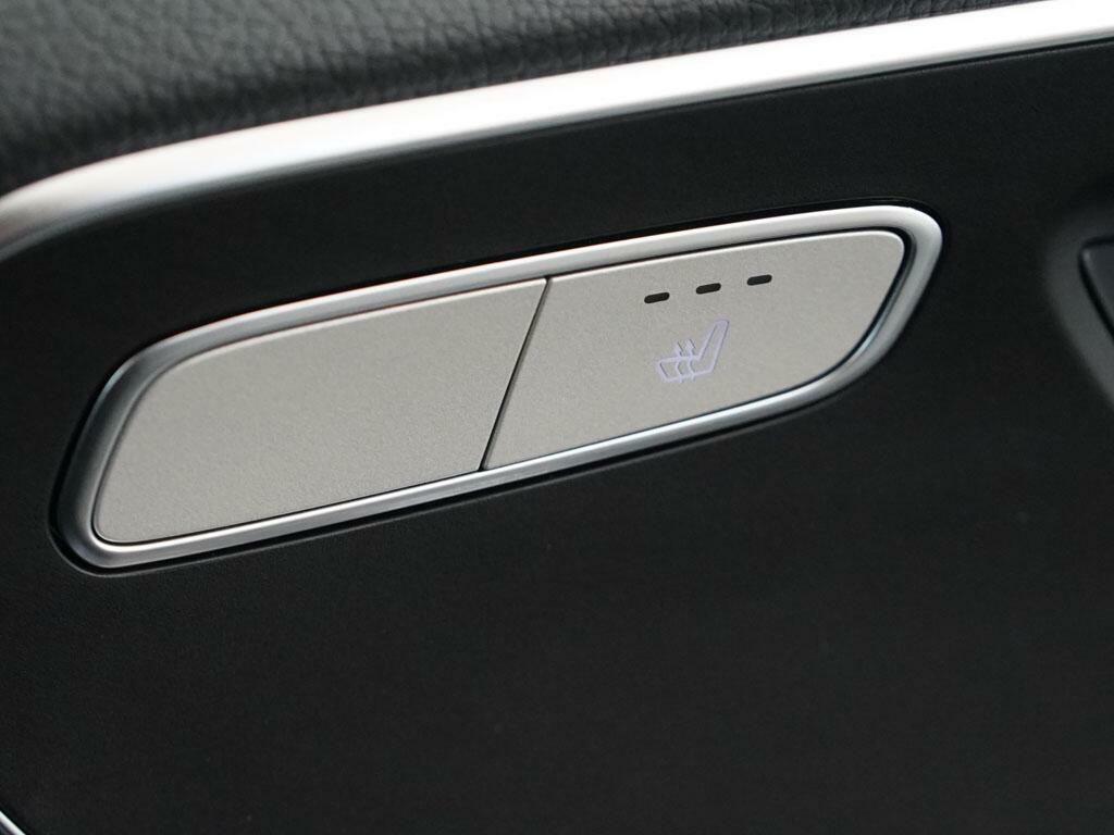 Mercedes-Benz V Class 300 Amg Line D Black #33