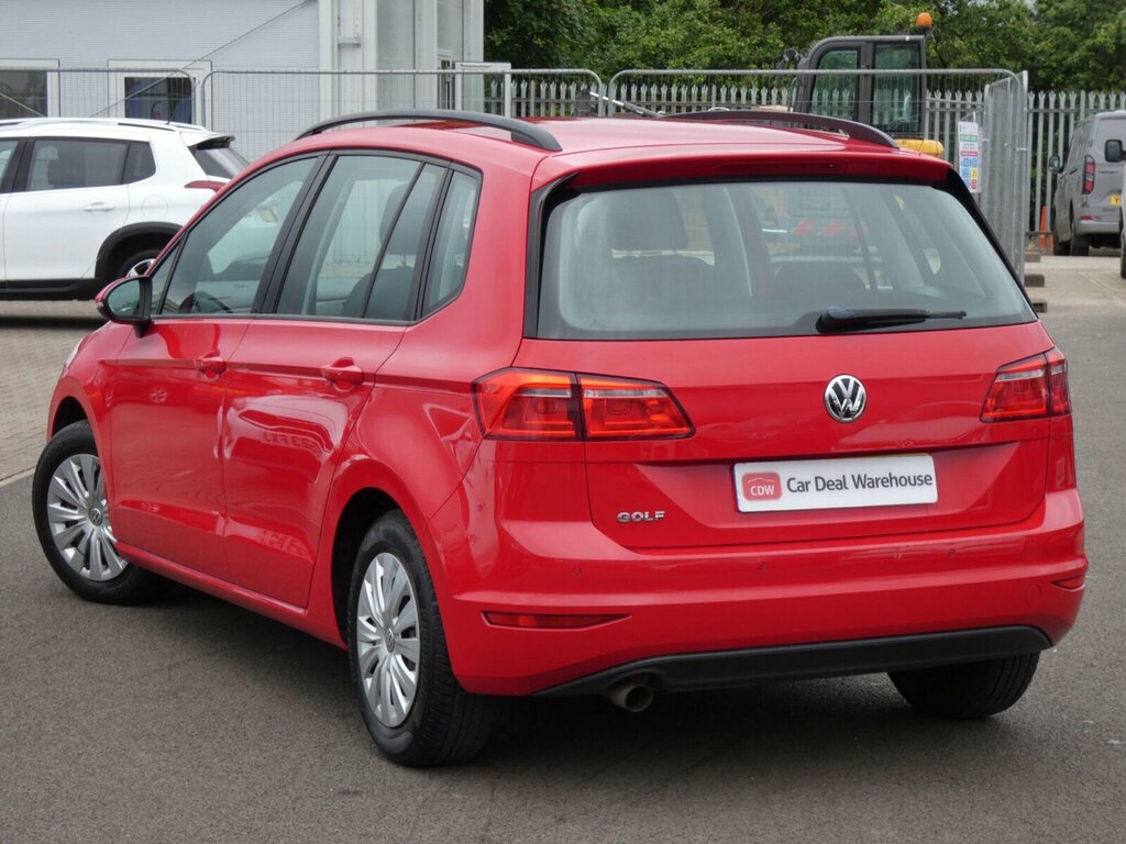 Volkswagen Golf SV 1.2 Tsi Bluemotion Tech S Euro 6 Ss Red #2