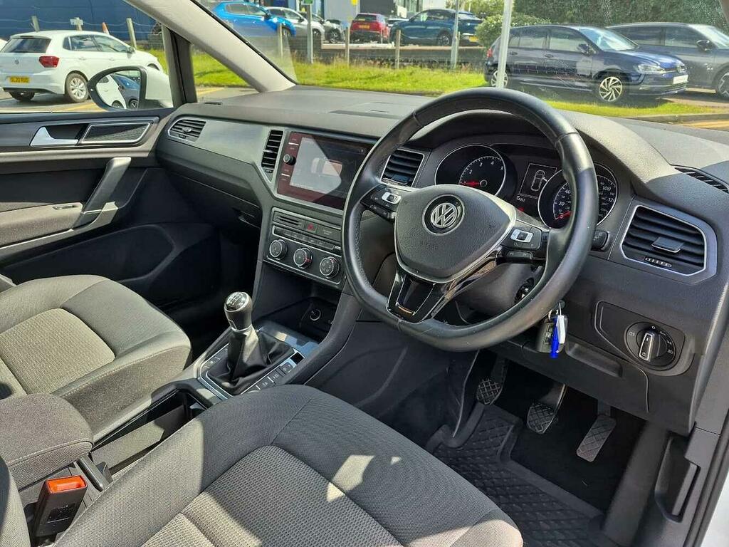 Volkswagen Golf SV Sv Se Nav 1.5 Tsi 130 Ps 6-Speed White #6