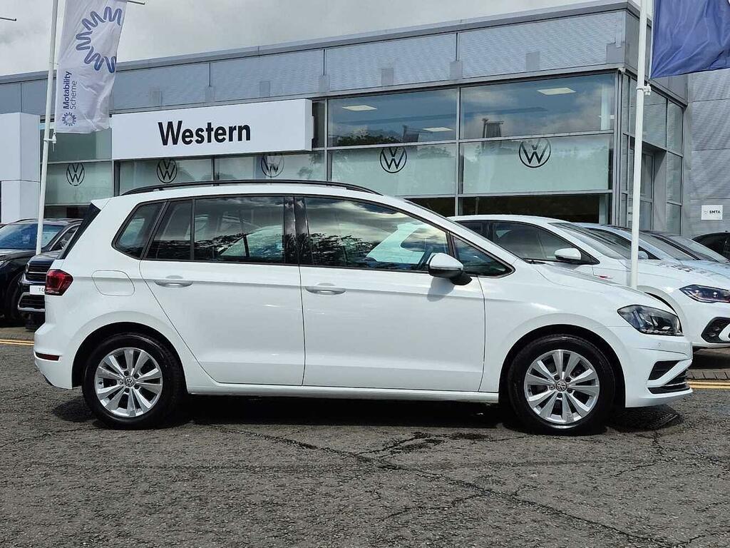 Volkswagen Golf SV Sv Se Nav 1.5 Tsi 130 Ps 6-Speed White #4