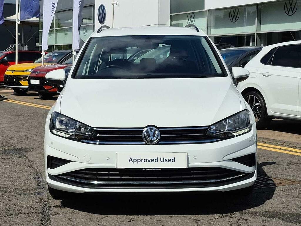 Volkswagen Golf SV  Red #7