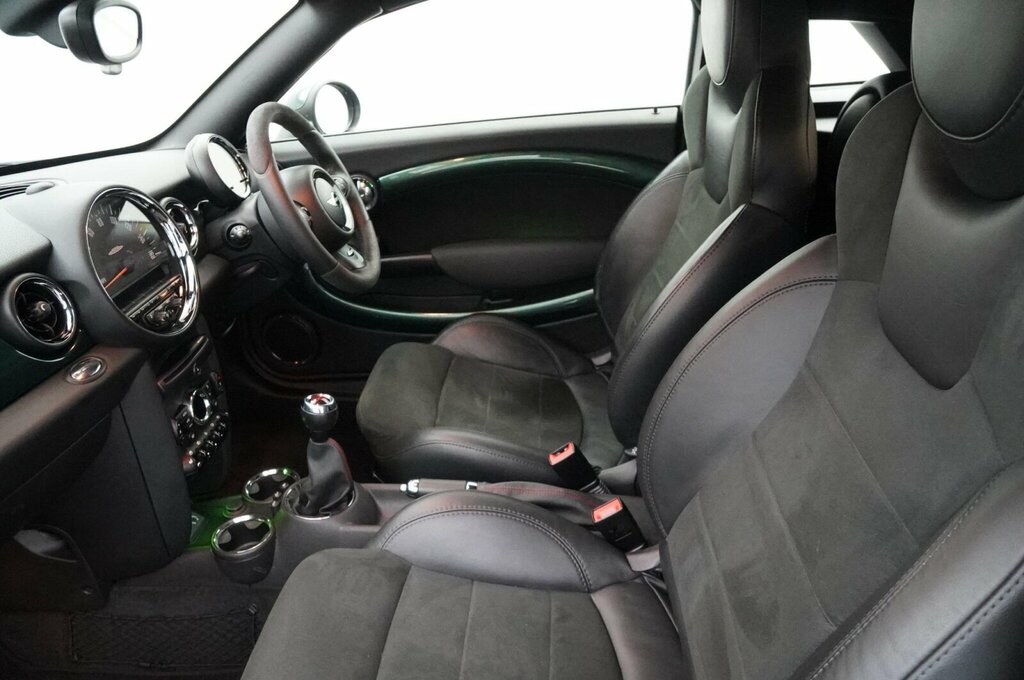 Mini Coupe 1.6 Cooper Chili Pack Grey #24
