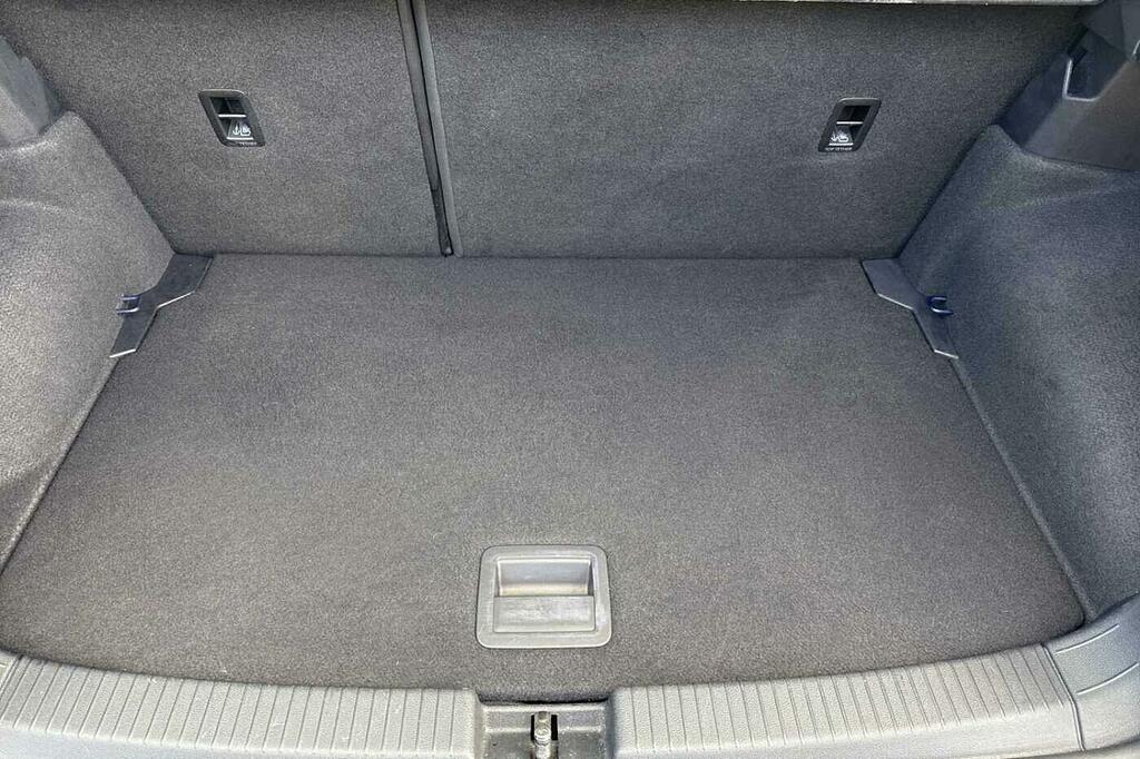 Volkswagen T-Cross Se Tsi Black #9