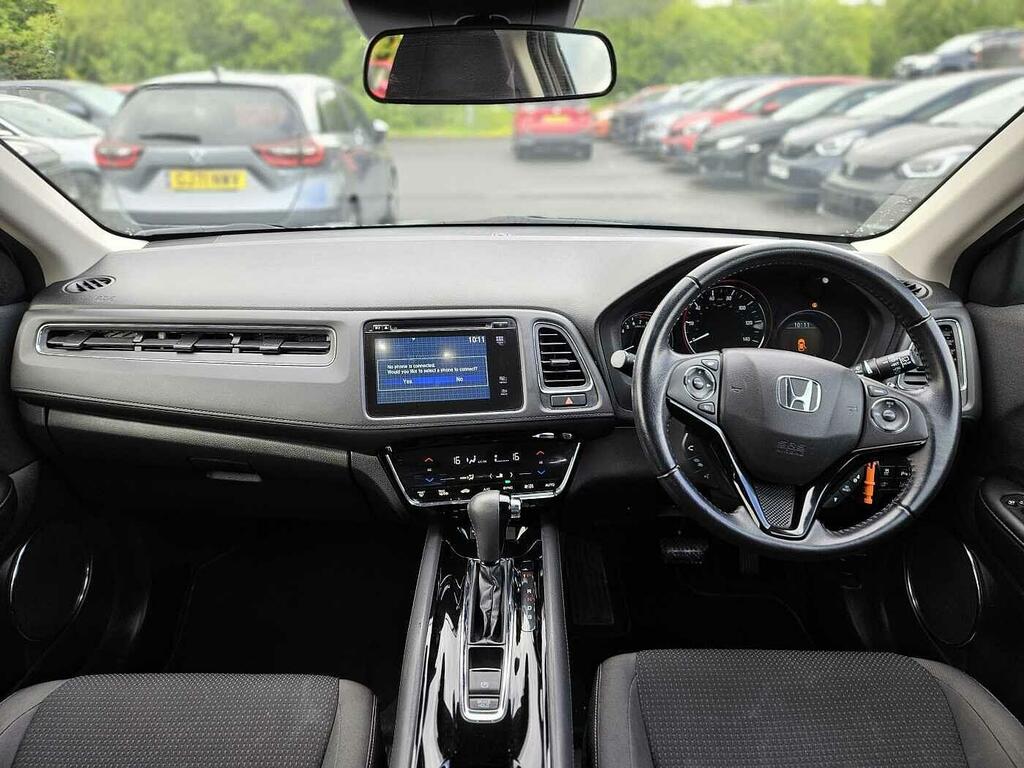 Honda Hr-V 1.5 I-vtec Se Cvt White #4