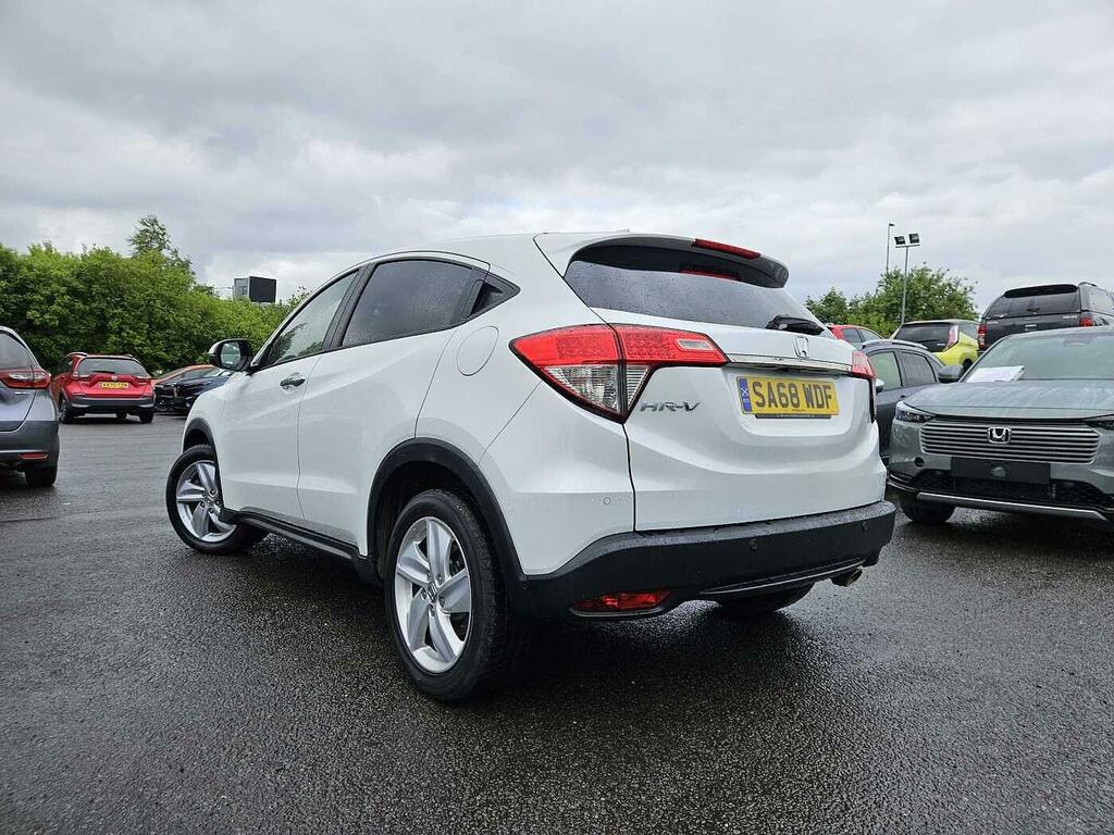 Honda Hr-V 1.5 I-vtec Se Cvt White #3