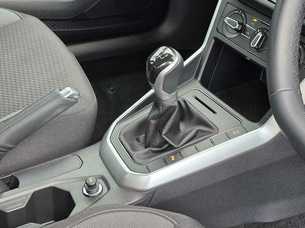 Volkswagen Polo Hatchback White #8