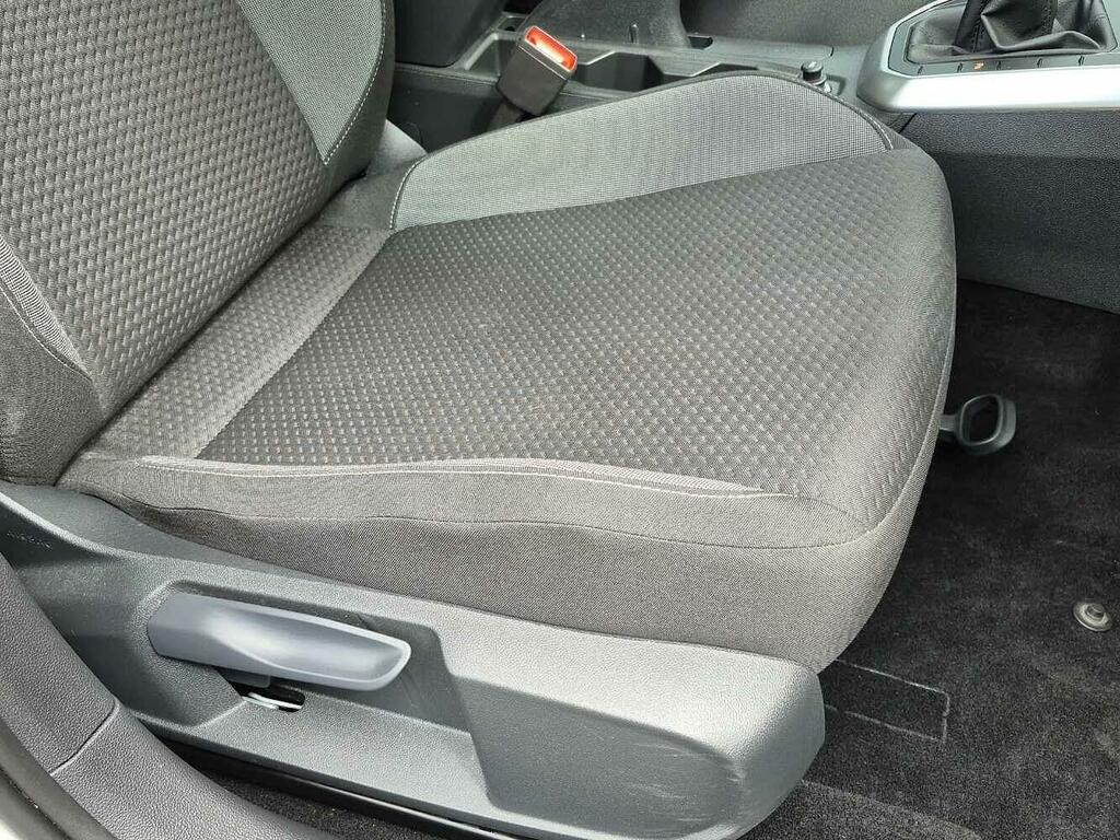 Volkswagen Polo Hatchback White #19