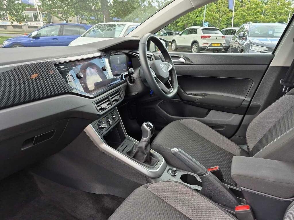 Volkswagen Polo Life 1.0 80Ps 5-Speed Grey #2