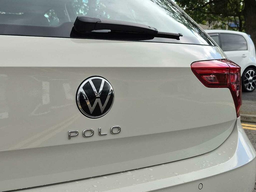 Volkswagen Polo Hatchback White #40