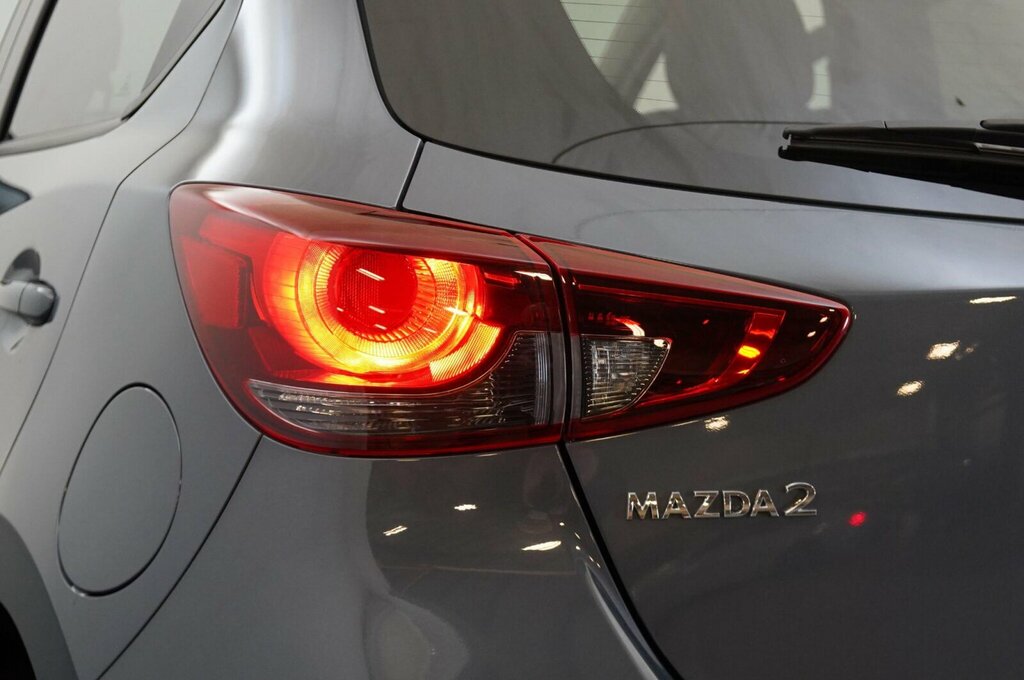 Mazda 2 1.5I Hybrid Select Cvt Black #36