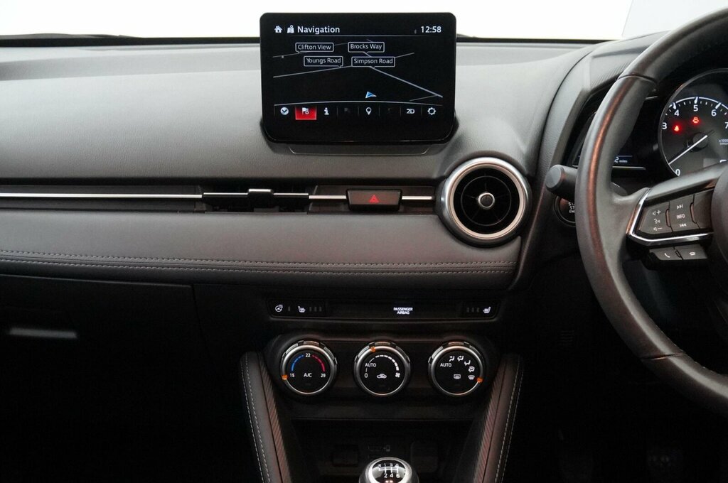 Mazda 2 1.5I Hybrid Select Cvt Black #18