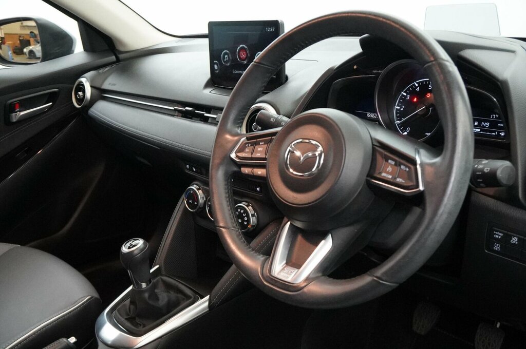 Mazda 2 1.5I Hybrid Select Cvt Black #32
