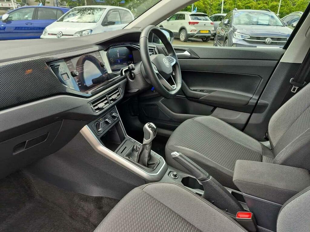 Volkswagen Polo Life 1.0 Tsi 95Ps 5-Speed Black #2